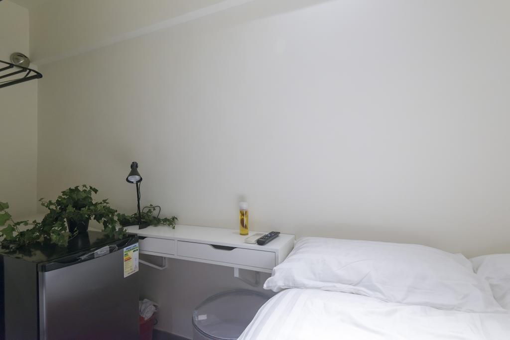 Home Plus Inn Hong Kong Camera foto